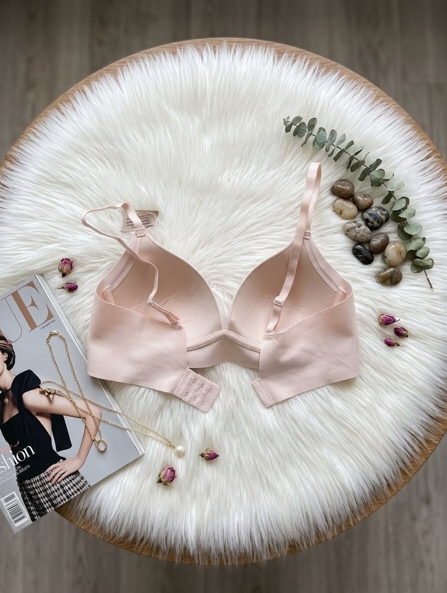 Seamless Wireless T-Shirt Bra in Pakistan – Safaa.pk