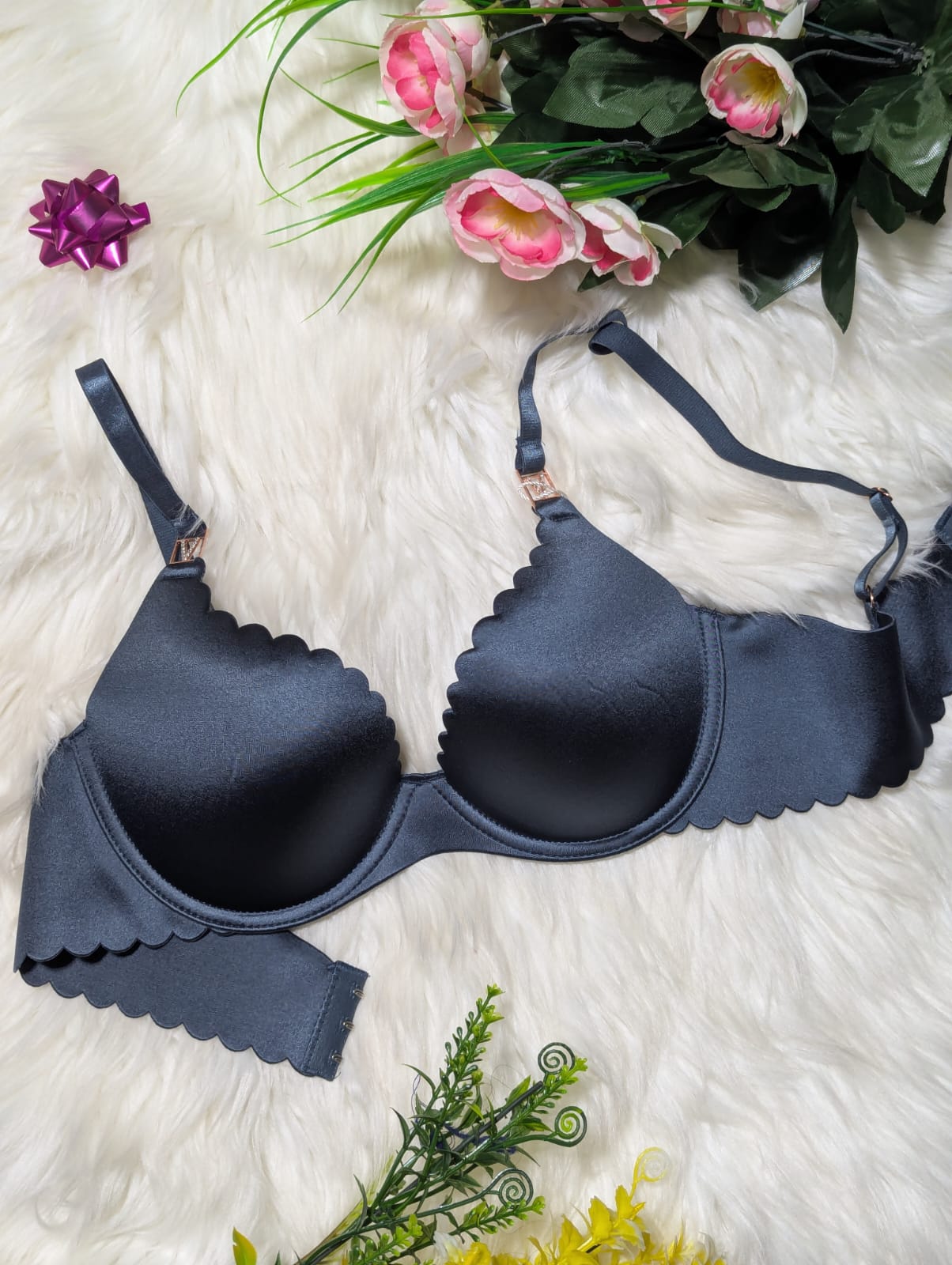 Smooth & Elegant Soft Silk Lingerie - Seamless Single Padded Bra