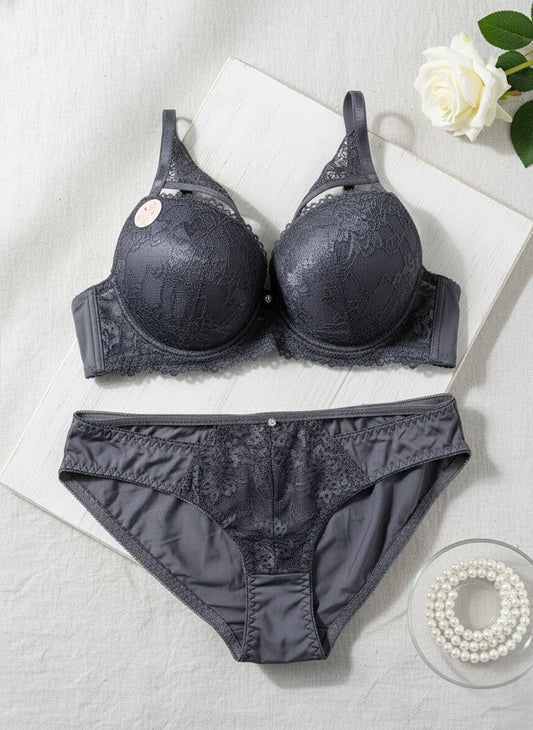 Soft lacy single padded bra set in Pakistan – Safaa.pk
