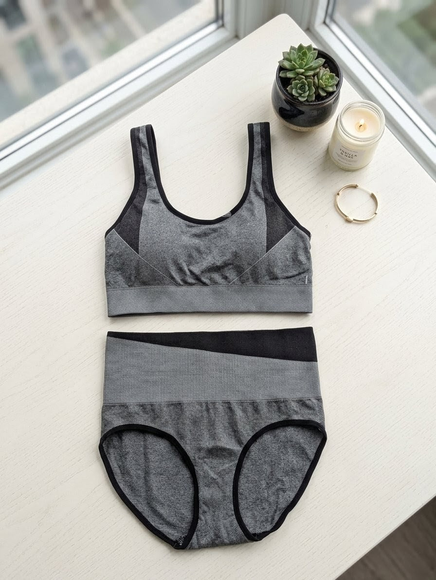 Soft padded stretchable sports bra set for women in breathable fabric
