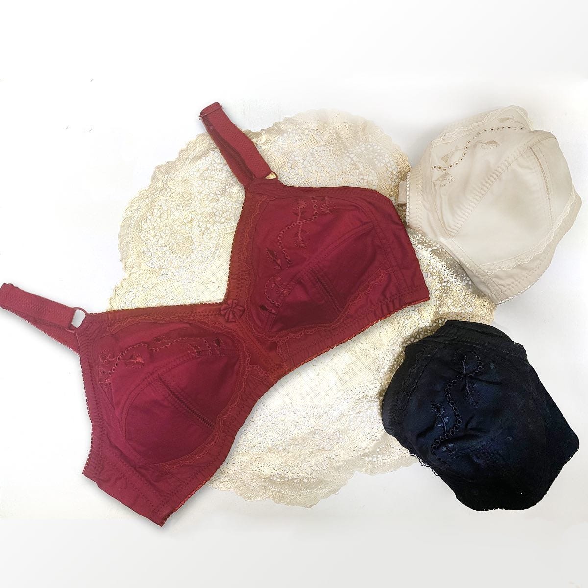 Stay cool in a high-quality, breathable cotton bra