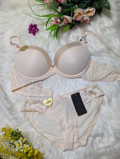 Underwired Elegant Single Padded Push Up Bra Set