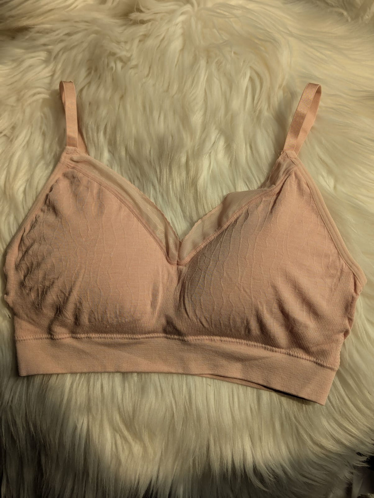 Wacoal Elevated Allure Wireless Lift Bra in Pakistan – Safaa.pk