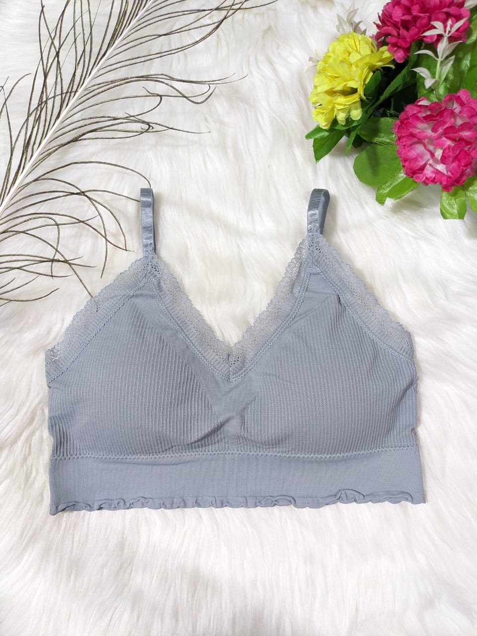 Relaxed Fit Stretchable Blouse for All-Day Wear