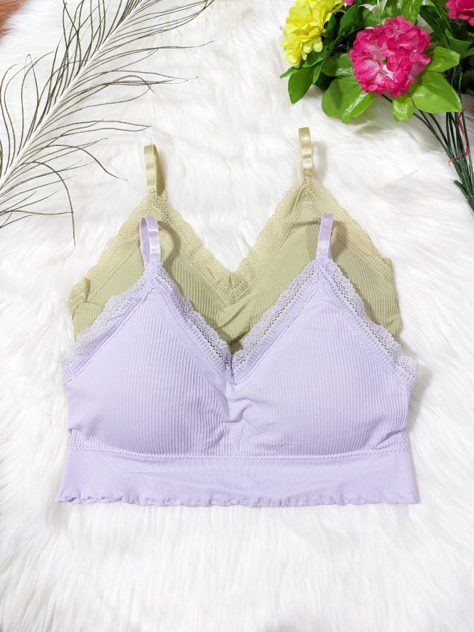 Relaxed Fit Stretchable Blouse for All-Day Wear