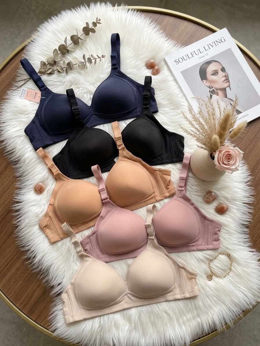 Wireless Padded Bra with Wide Adjustable Straps in Pakistan – Safaa.pk